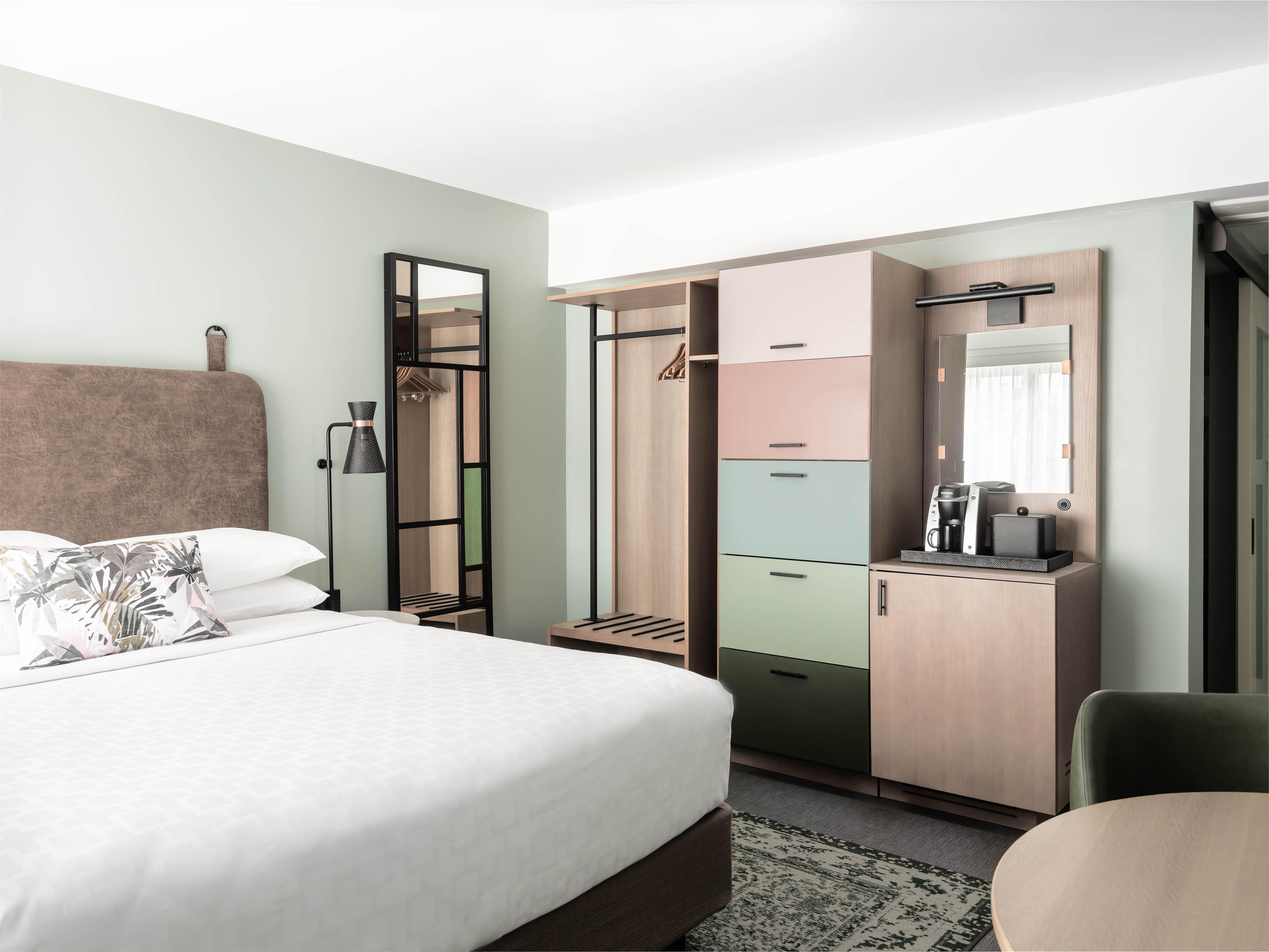 Holiday Inn Express St. Louis Central West End By Ihg Exterior photo